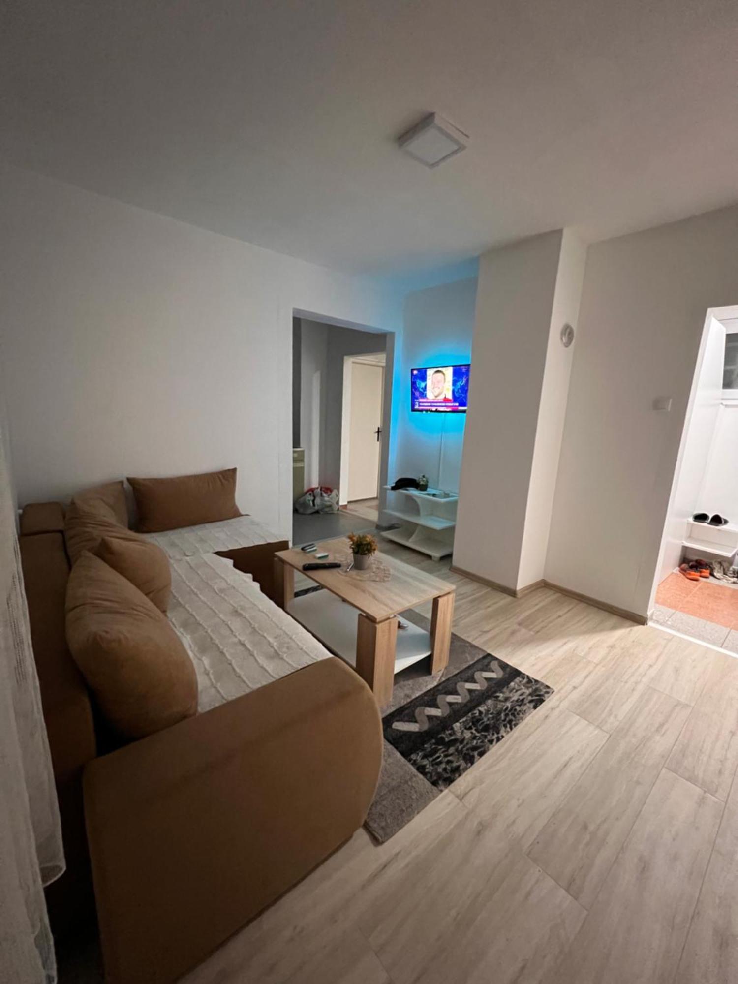 Appartamento Babici 3 Hiseti Esterno foto